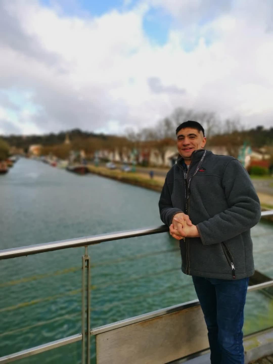 Tomas - Amherstburg - Ontario | Rencontre